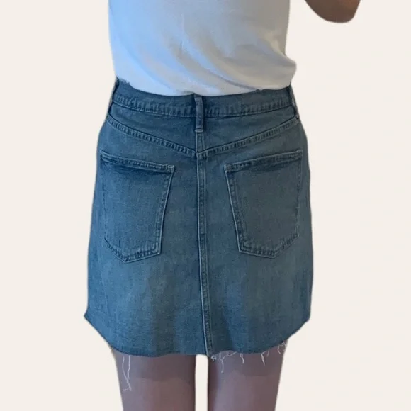 Gap Skirt - Picture 4 of 5